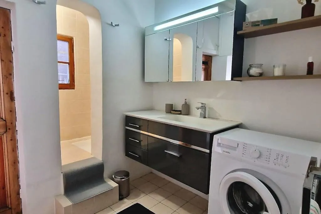 Cocon Ensoleille Centre Ville Historique, Clim Wifi 4 People Aix-en-Provence 0*,