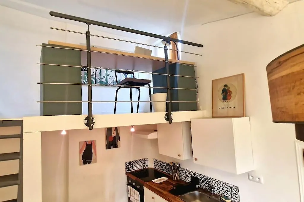 Apartment Cocon Ensoleille Centre Ville Historique, Clim Wifi 4 People Aix-en-Provence